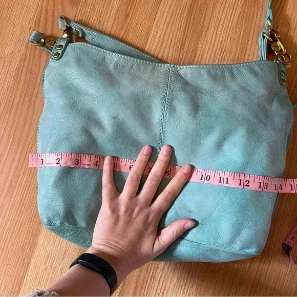 HOBO blue suede leather shoulder wrist bag with gold hardware removable straps - Picture 11 of 13